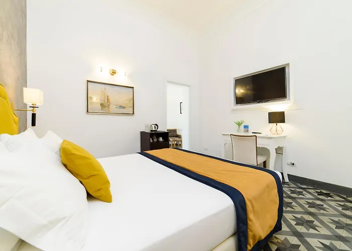 Luxury House 4*