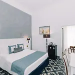 Luxury House Bed & Breakfast
