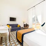 Bed & Breakfast Luxury House