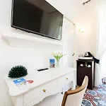 Luxury House Bed & Breakfast