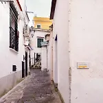 Luxury House Bed & Breakfast 4*