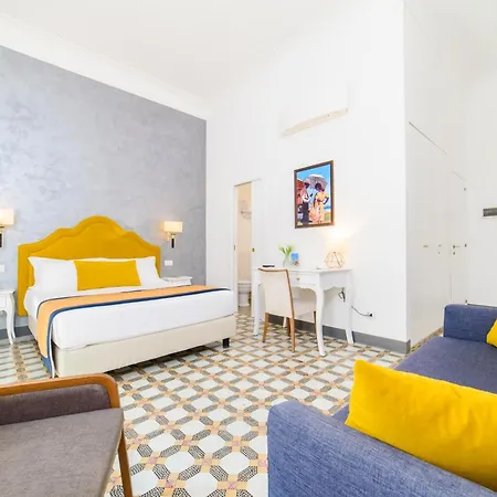 Luxury House Bed & Breakfast 2*