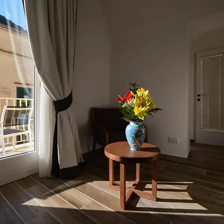 Bed and Breakfast Luxury House 4*