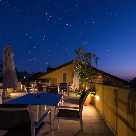 Bed and Breakfast Luxury House